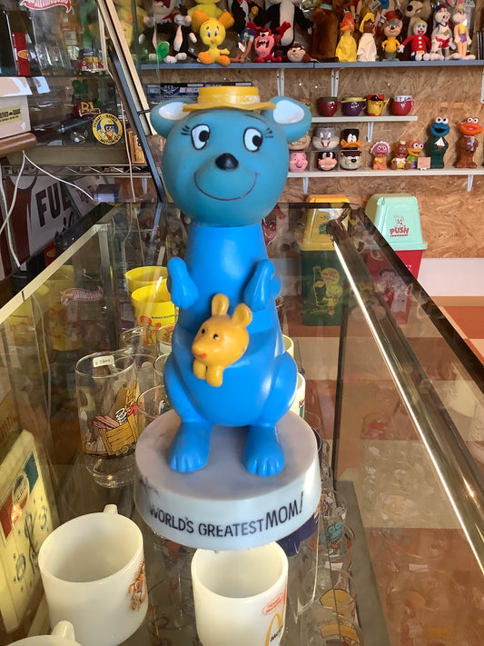Goofy Grams / R.DAKIN 1970's Kangaroo "World's Greatest MOM!"